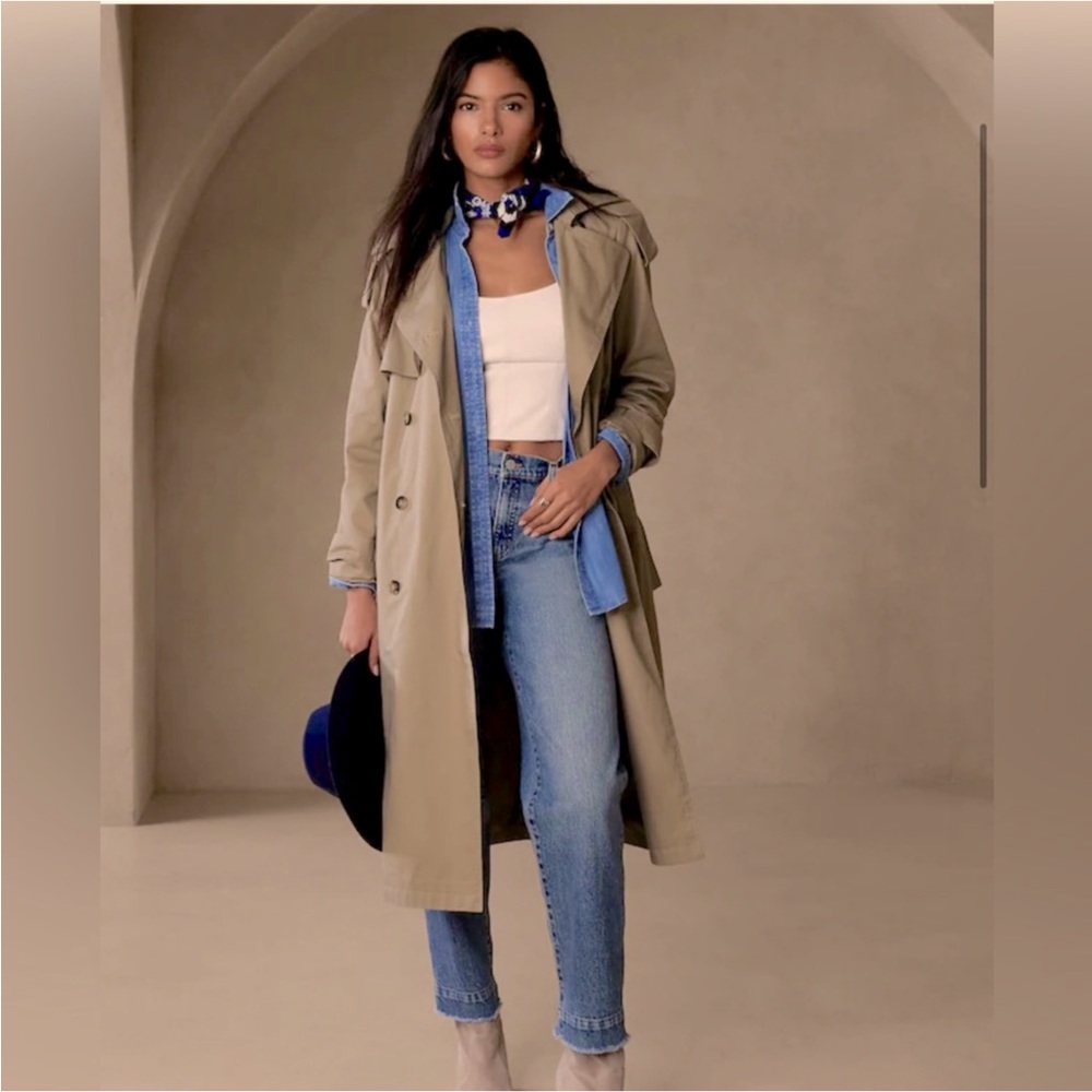 Banana Republic Classic Trench
